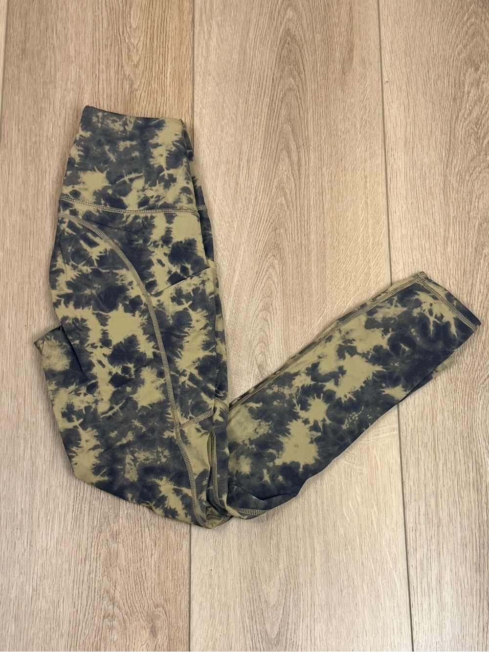 Varley Let’a Go Pocket Leggings Flaxen Tie Dye (Olive/Black) Size XS